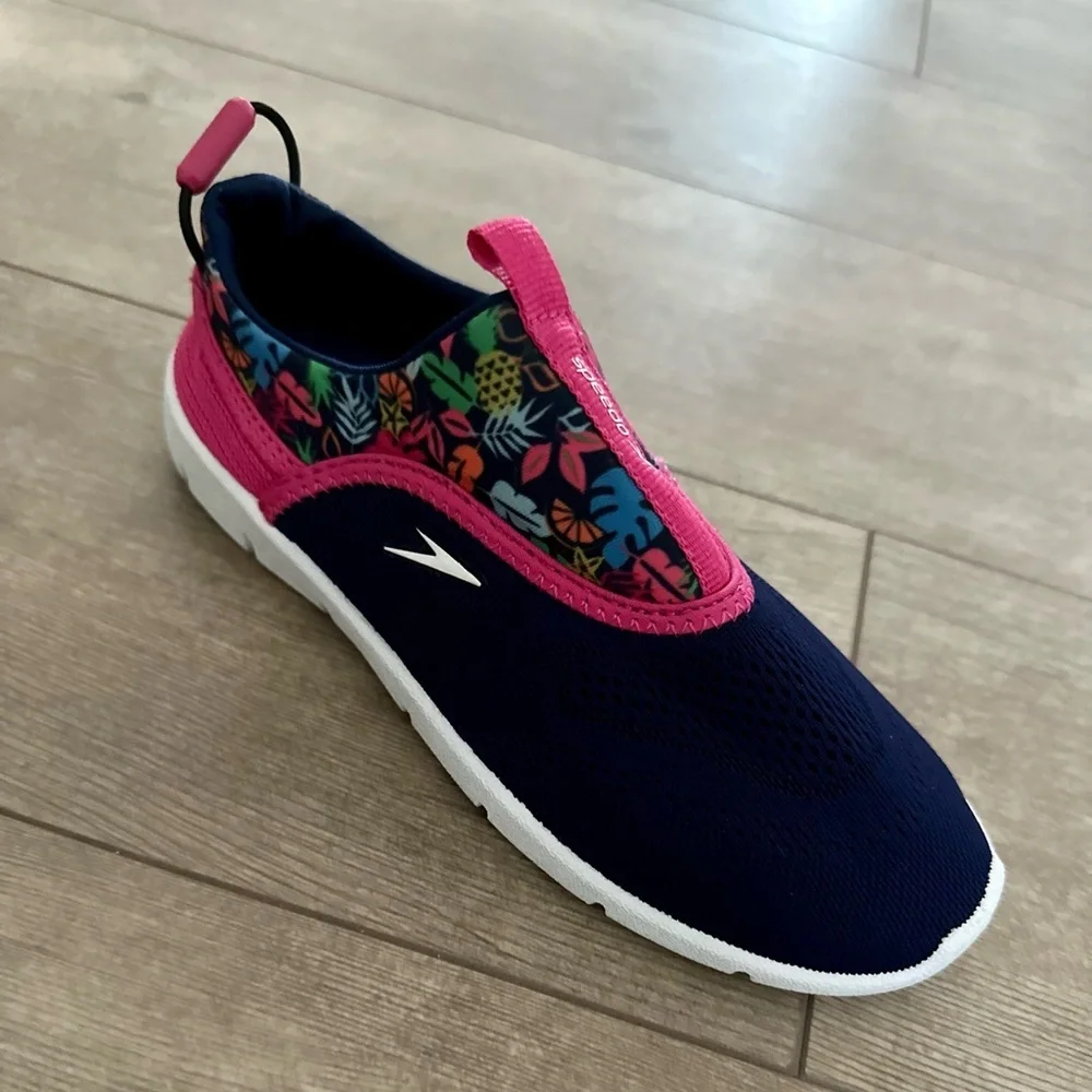 Speedo Junior Girls' Aquaskimmer Water Shoes size medium (2-3) new with tags